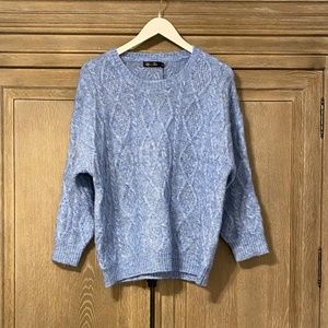 Lyla + Luxe Sweater
